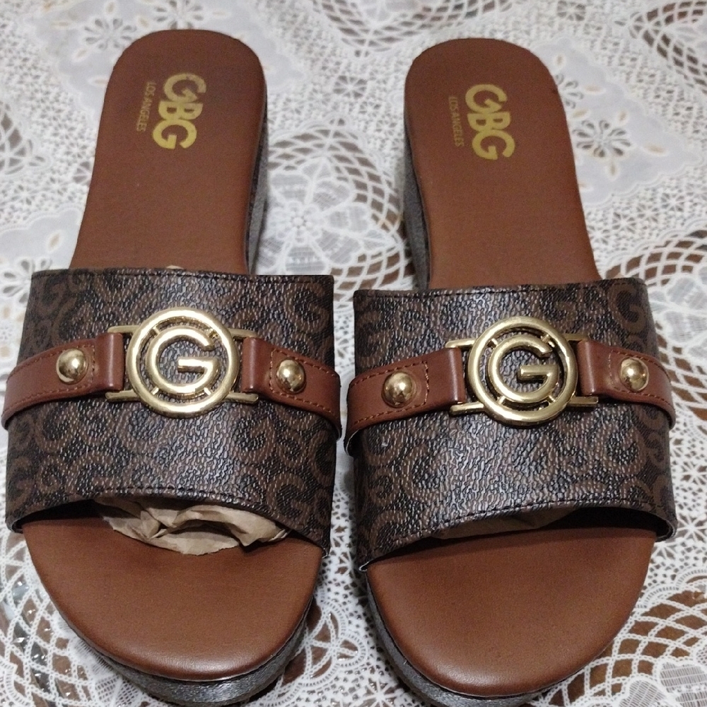 GBG Los Angeles Brown Slide Sandals